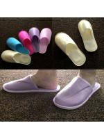 รองเท้าใส่เดินในบ้าน