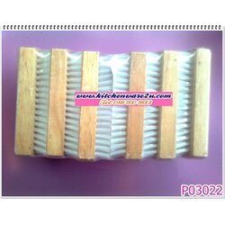 P03022 แปรงไม้ขนนุ่ม ราคาส่งต่อ 1 โหล (คลิ๊กที่สินค้าเพื่อดูรายละเอียด)