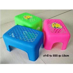 P08325 เก้าอี้เหลี่ยม สีใส ขนาด 19.0 x 27.0 x 15.0 cm. No.555 สิงค์ ราคาส่งต่อ 6 โหล: 72 ตัว: เฉลี่ย 25 บาท