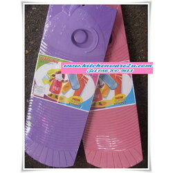 P04452 กระดานซักผ้า สีสวย ราคาส่งต่อโหล: 12 อัน (คลิ๊กที่สินค้าเพื่อดูรายละเอียด)