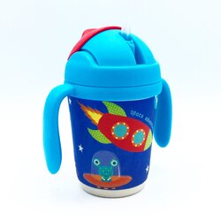 แก้วบรรจุเครื่องดื่มแบบหลอดพร้อมมือจับชนิดปลอดสารพิษ Yookidoo Natural Bamboo Fibre Straw Cup (Space Adventure)