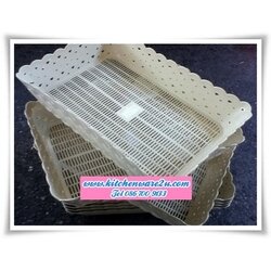 P07362 ตะกร้าพลาสติกลายหวายใหญ่ (ราคาส่งต่อ 12 โหล: 144ใบ เฉลี่ย 205 บาทต่อโหล)