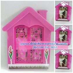 P08217 กรอบรูป รูปประสาท เปิดหน้าต่างได้ (ราคาส่งต่อ 12 ชุด: ขายส่งทุกอย่าง 20 บาท)