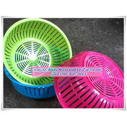 P06938 ตะแกรงกลม ดีไซน์ใหม่ สวย (27*27*10 cm) สีเจ็บ 547A (ราคาส่งต่อ 12 โหล: 144 ใบ:เฉลี่ย 110 บาท/โหล)