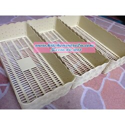 P08213 ตะแกรงหวาย ทรงยาว (29*13*7 cm) (ราคาส่งต่อ 12 ใบ :144 บาท ขายส่งทุกอย่าง 20 บาท)