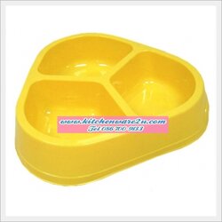 P08531 ชามข้าว น้องหมาแมว 3 ช่อง 3 เหลี่ยม (30*29*6.5 cm) สีหวานสด 2087/k (ราคาส่งต่อ 12 โหล:144 ใบ:เฉลี่ย 180บ/โหล)