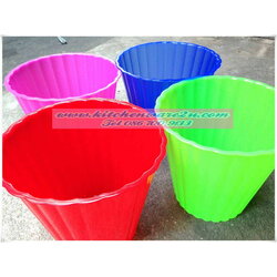 P06940 ถังผงขอบหยัก สีหวาน ดีไซน์ใหม่ ขายดีมาก (ราคาส่งต่อ 12 โหล: 144 ใบ:เฉลี่ย 195 บาท/โหล)