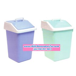 P08631 ถังขยะใหญ่มีหูหิ้ว 5 ลิตร สีหวาน เกรดเอ (19.4 X 18.6 X 30 ซ.ม) No.554A (ราคาส่งต่อ 24 ใบ:เฉลี่ย 65 บต่อใบ)