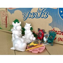 P06522 ชุดปูนปั้นพร้อมชุดระบายสี (ราคาส่งต่อ 1 กล่อง : 12 ชุด) 200 บ/โหล