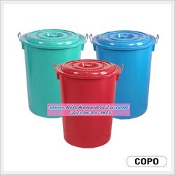 P04945 ถังน้ำพร้อมฝา 30 แกลลอน หูเหล็ก (กว้าง 52 ยาว 52 สูง 66 ซม.) สี No.319copo ราคาส่งต่อ 6 ใบ (เฉลี่ย 280 บ/ใบ)