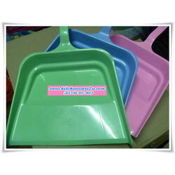 P00121 ที่โกยผงเล็กด้ามสั้น เกรดเอ (ราคาต่อโหล)