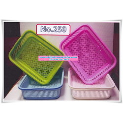 P06935 ตะแกรงเหลี่ยม สีหวาน ขนาด A4 250 (ราคาส่งต่อ 12 โหล: 144 ใบ:เฉลี่ย 195 บาท/โหล)