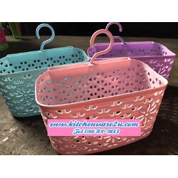 P10325 ตะกร้าขอแขวน (20*12*11 cm) ลายฉลุ สวยงาม ขายดี No.47 (ราคาส่งต่อ 1 โหล: 12 ใบ:ขายส่งทุกอย่าง 20 บาท)