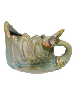 แจกันนกยูง