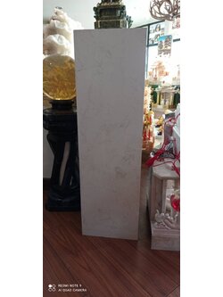 เสาโชว์เหลี่ยม ขนาด สูง 80 เซนติเมตร หินอ่อนไวท์คาราร่า