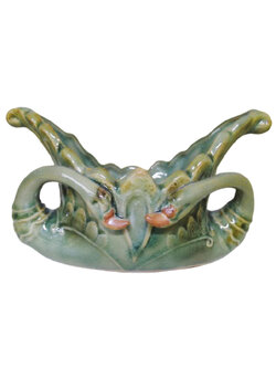 แจกันนกยูงคู่