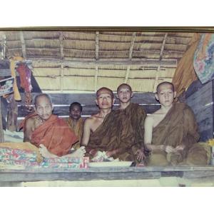 พระอาจารย์อรรณพ (พระอาจารย์เล็ก) วัดถ้ำเขาน้อยเกสโร จ.เพชรบุรี