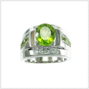 แหวนพลอยเพริดอต (Peridot)