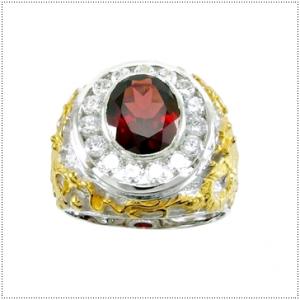 แหวนพลอยโกเมน (Garnet)