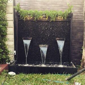 ม่านน้ำตก