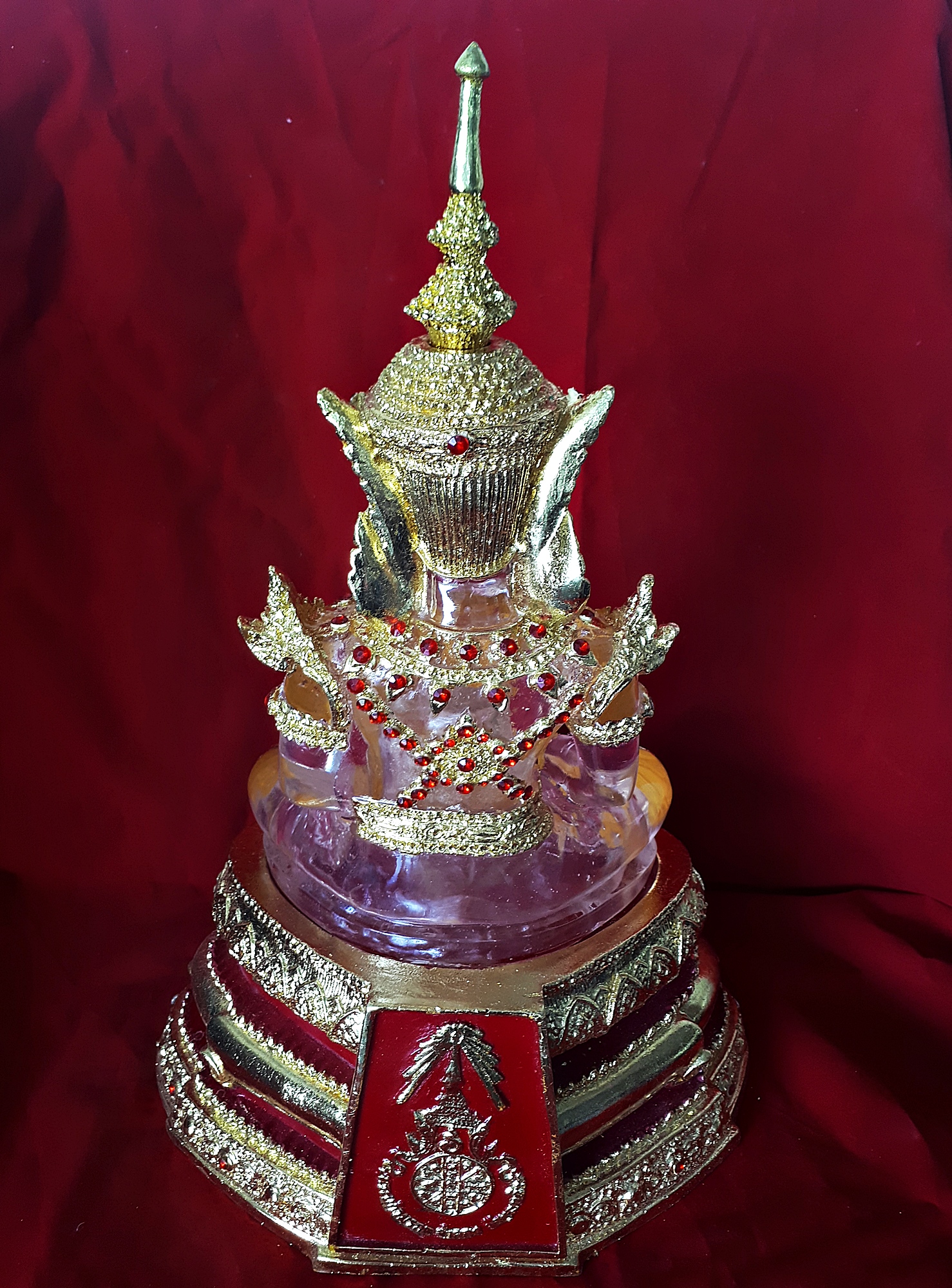 รูปหล่อ พระพุทธรูป ทรงเครื่องปางพระจักรพรรดิ (พระแก้วมรกตใส) เนื้อเรซิ่น (หน้าตัก9นิ้ว สูง19นิ้ว ฐาน13นิ้ว) - (ขายปลีก ขายส่ง)