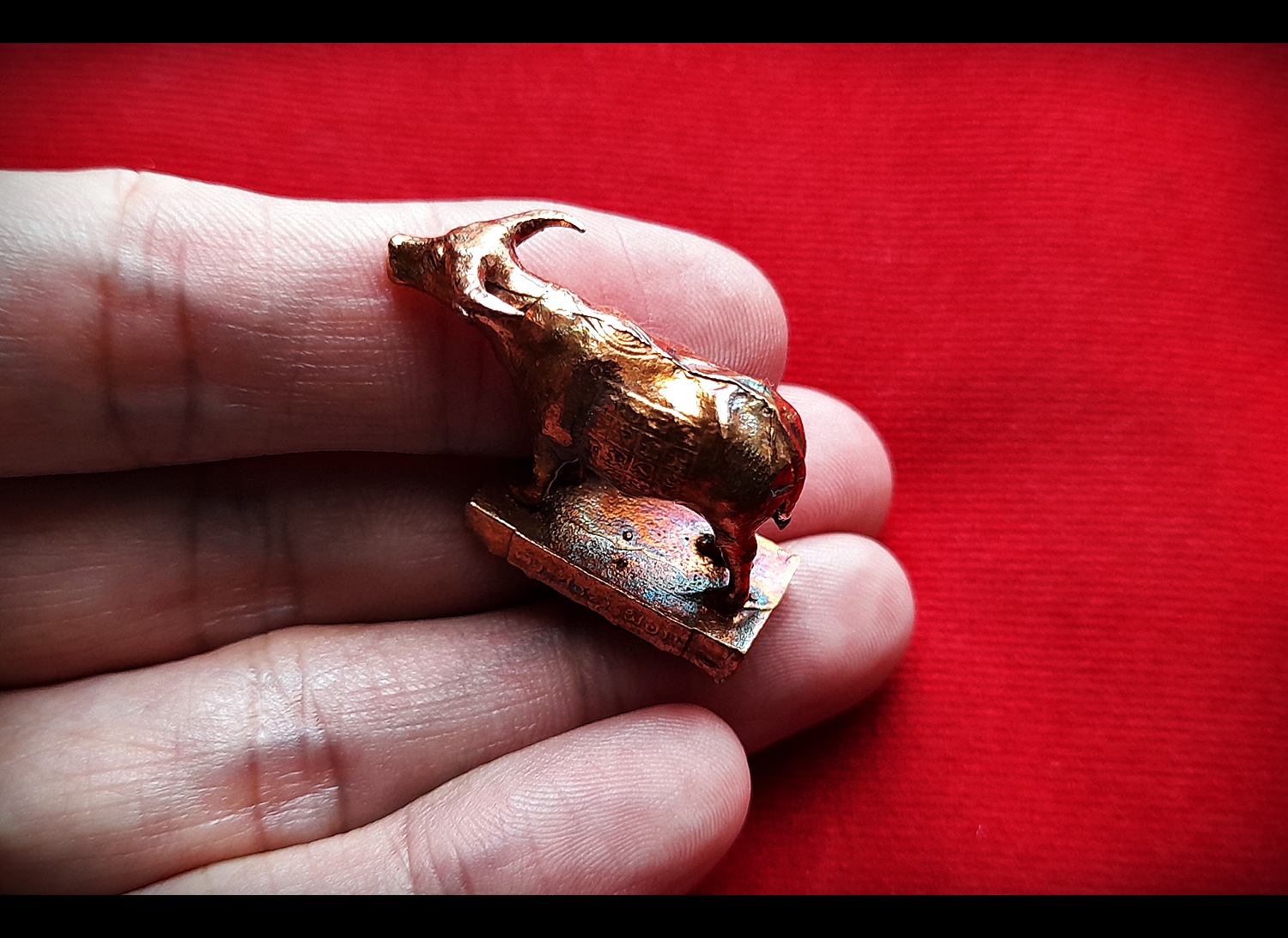 ควายธนู(ควายเผือก) ขนาดพกพา เนื้อทองเหลือง รุ่นแรก (เสาร์๕)ปี2563 #รับประกันแท้