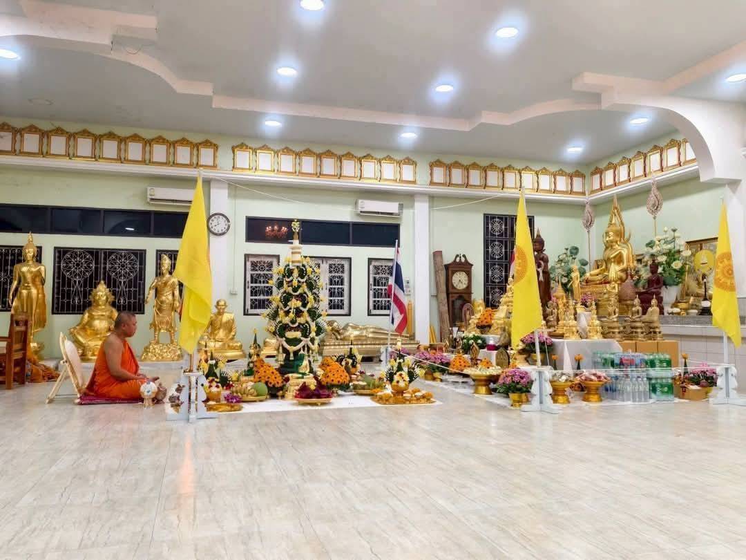 พีระมิด(เล็ก) เนื้อทองเหลือง ปี2568 - หลวงพ่อบ๊ะ วัดโพธิลังการ์