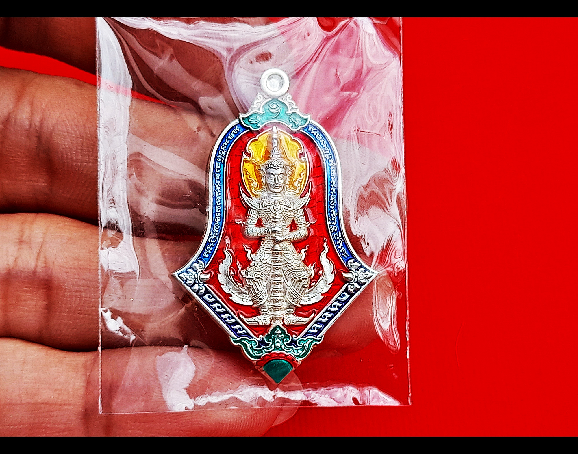 เหรียญท้าวเวสสุวรรณ ปางหน้าเทพบุตร หลังยันต์เกราะเพรช (โค็ดเลขสวย ๕) (ตอกโค็ดเจดีย์ ตอกเลขไทยรันเลข สลักนาม หลวงพ่อเล็ก วัดท่าขนุน และยันต์ต่างๆ) เนื้อเงินแท้ ลงยาแดง ปี2564 (จัดสร้างน้อย เพียงแค่199เหรียญ) #รับประกันแท้ - หลวงพ่อเล็ก วัดท่าขนุน ปลุกเสกเด