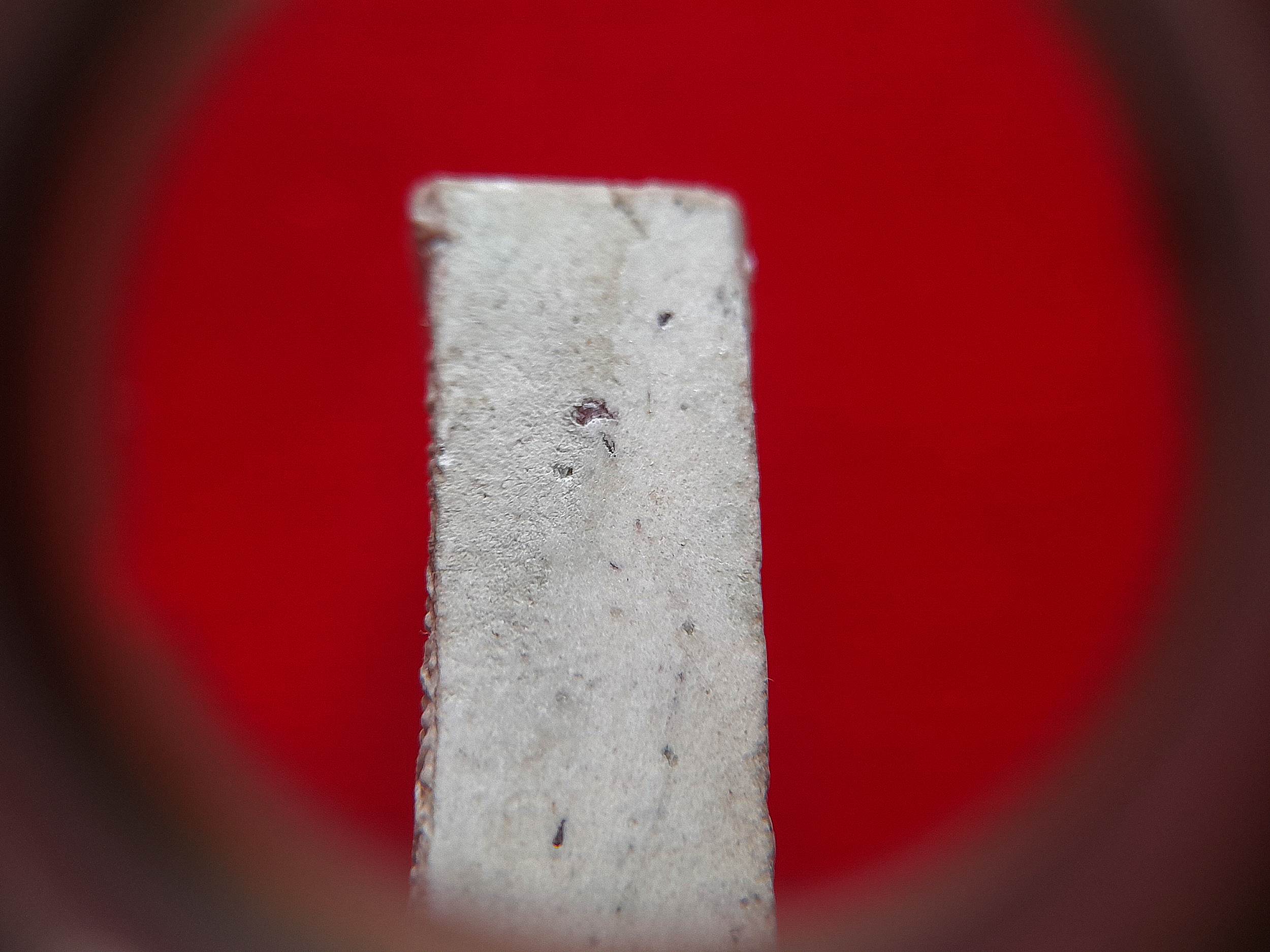 พระพุทธชินราช หลัง ธุดงค์ (หลวงพ่อยงยุทธ ออกธุดงค์ ช่วยเหลือศิษย์) เนื้อผงรวมมวลสาร (ผงมวลสาร+เส้นผมเกศา+พลอยเสก) ปี2537 #รับประกันแท้และทัน - หลวงพ่อยงยุทธ วัดเขาไม้แดง จ.ชลบุรี