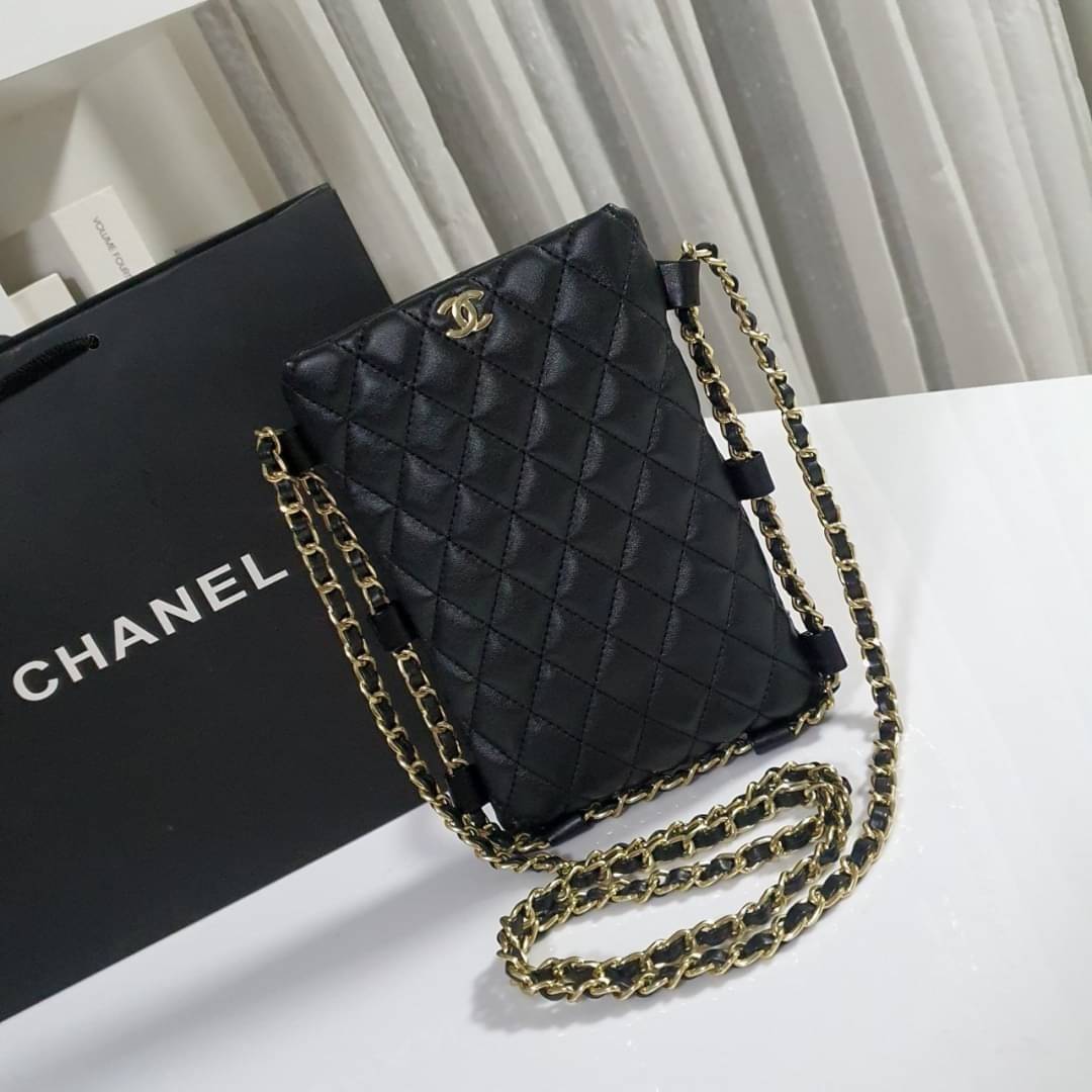 โปร ซื้อภายในวันนี้ ลด2%-5% CHANEL VIP GIFT CROSSBODY (แอดไลน์ก่อนสั่งซื้อ)