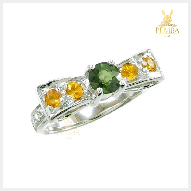 แหวนเขียวส่องแท้ แต่งด้วยบุษราคัม สวยเก๋สะดุดตา เงินแท้925 แหวนพลอยแท้