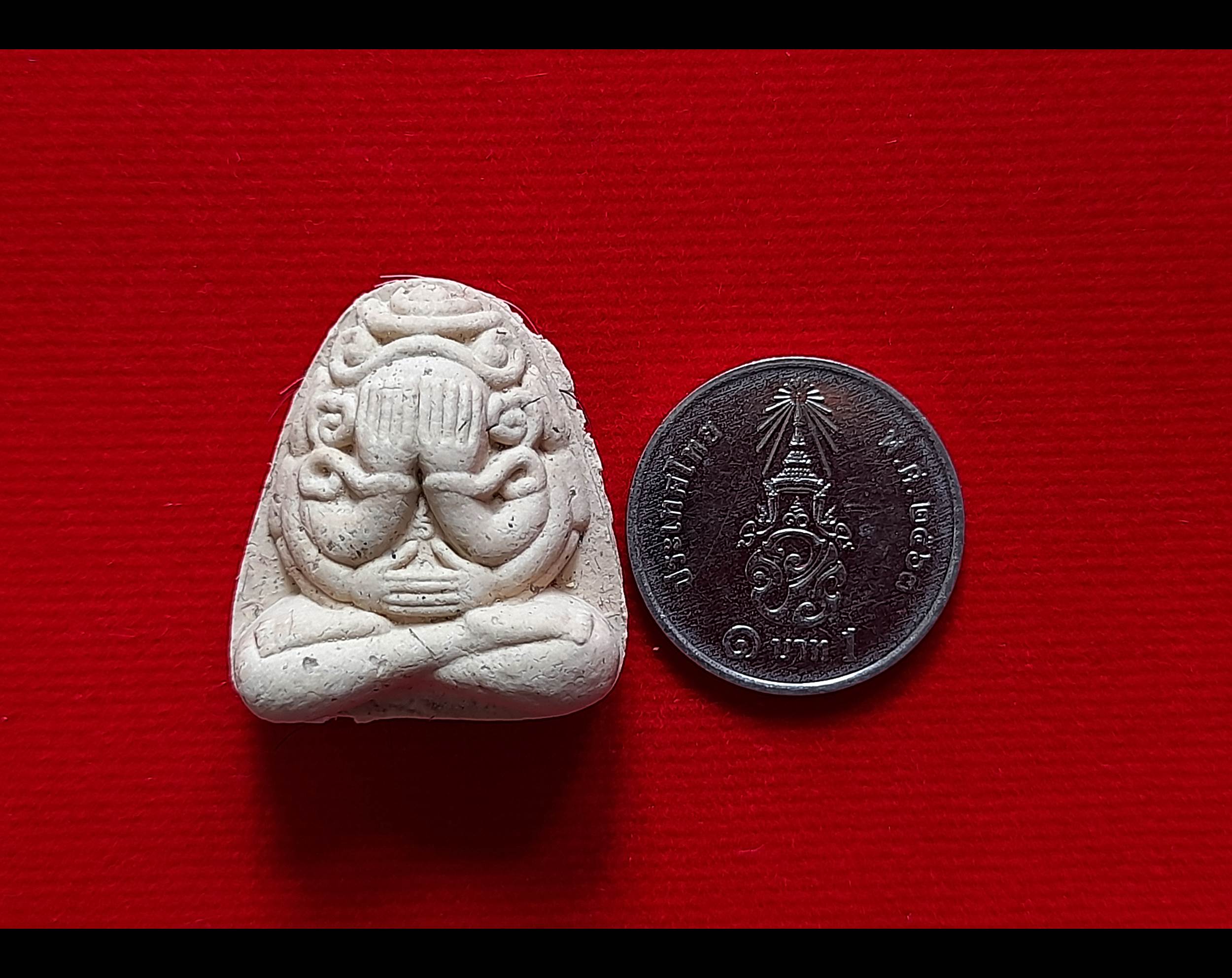 พระปิดตา มหาลาภ ยันต์ยุ่ง 4มือ หลังยันต์นะพรชัย (#ชุดรวม3องค์) ปี2542 เนื้อผง(รวมผงมวลสาร+เส้นผมเกศา+พลอยเสก เศษลูกแก้วสารพัดนึก) #รับประกันแท้และทัน - หลวงพ่อยุงยุทธ วัดเขาไม้แดง จ.ชลบุรี