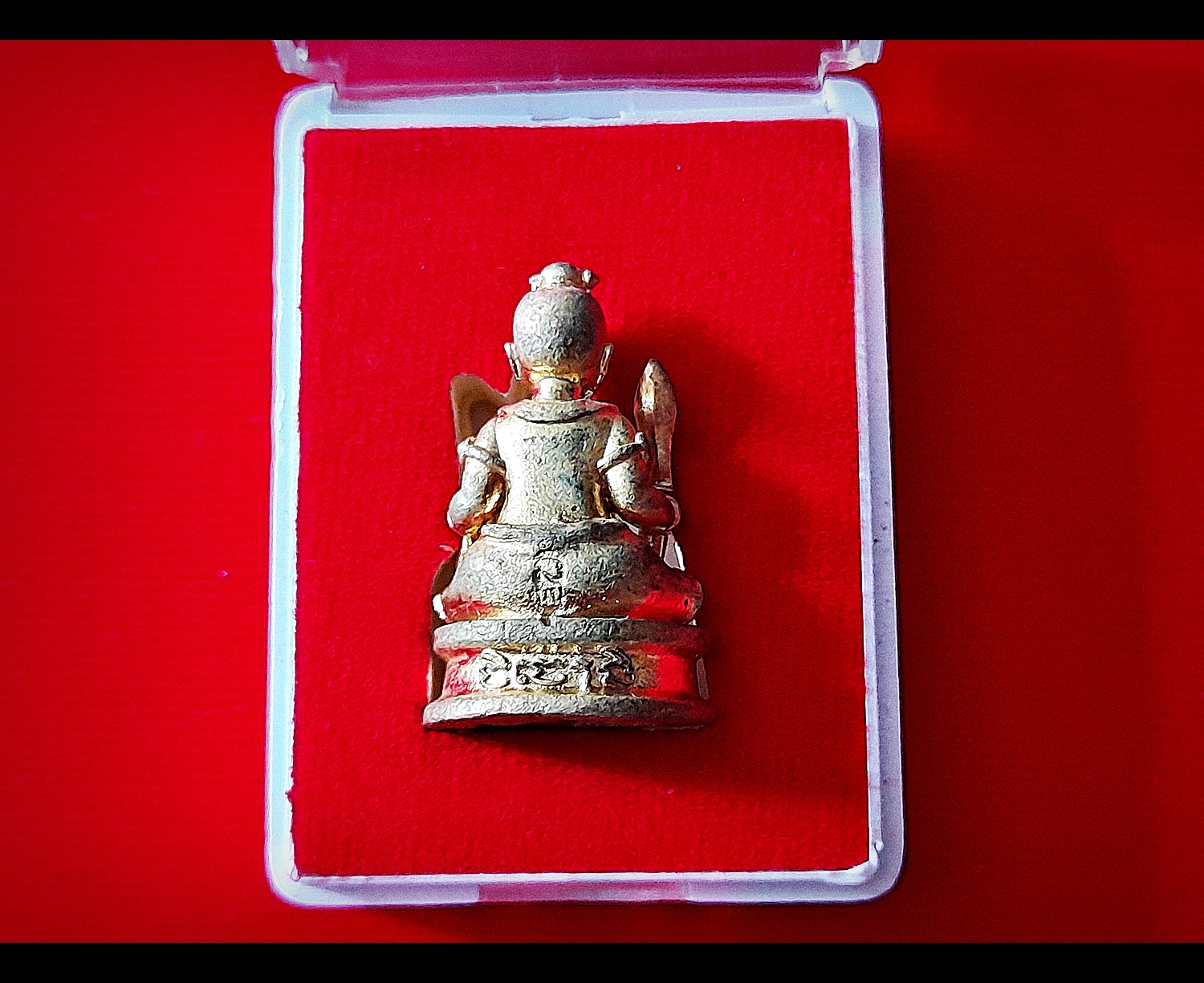 กุมาร เทพฤทธิ์เรียกทรัพย์(ซ้ายถือพระขรรค์ ขวาถือถุงเงิน) เนื้อชนวน ฐานบรรจุมวลสาร ปี2564 #รับประกันแท้