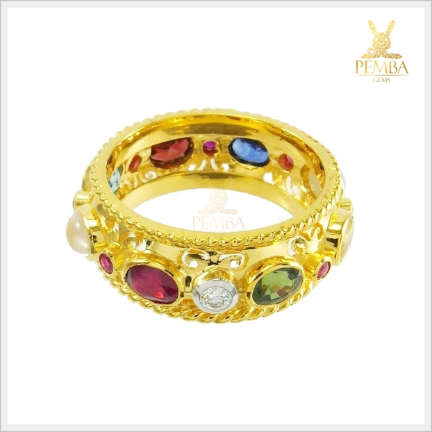 แหวนพิรอดนพเก้า เสริมสิริมงคลชีวิต อำนาจบารมี (สามารถสั่งทำได้ค่ะ)