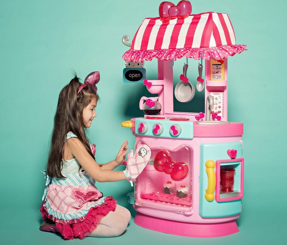 ชุดครัวจำลองสุดน่ารัก Hello Kitty Kitchen Café Set