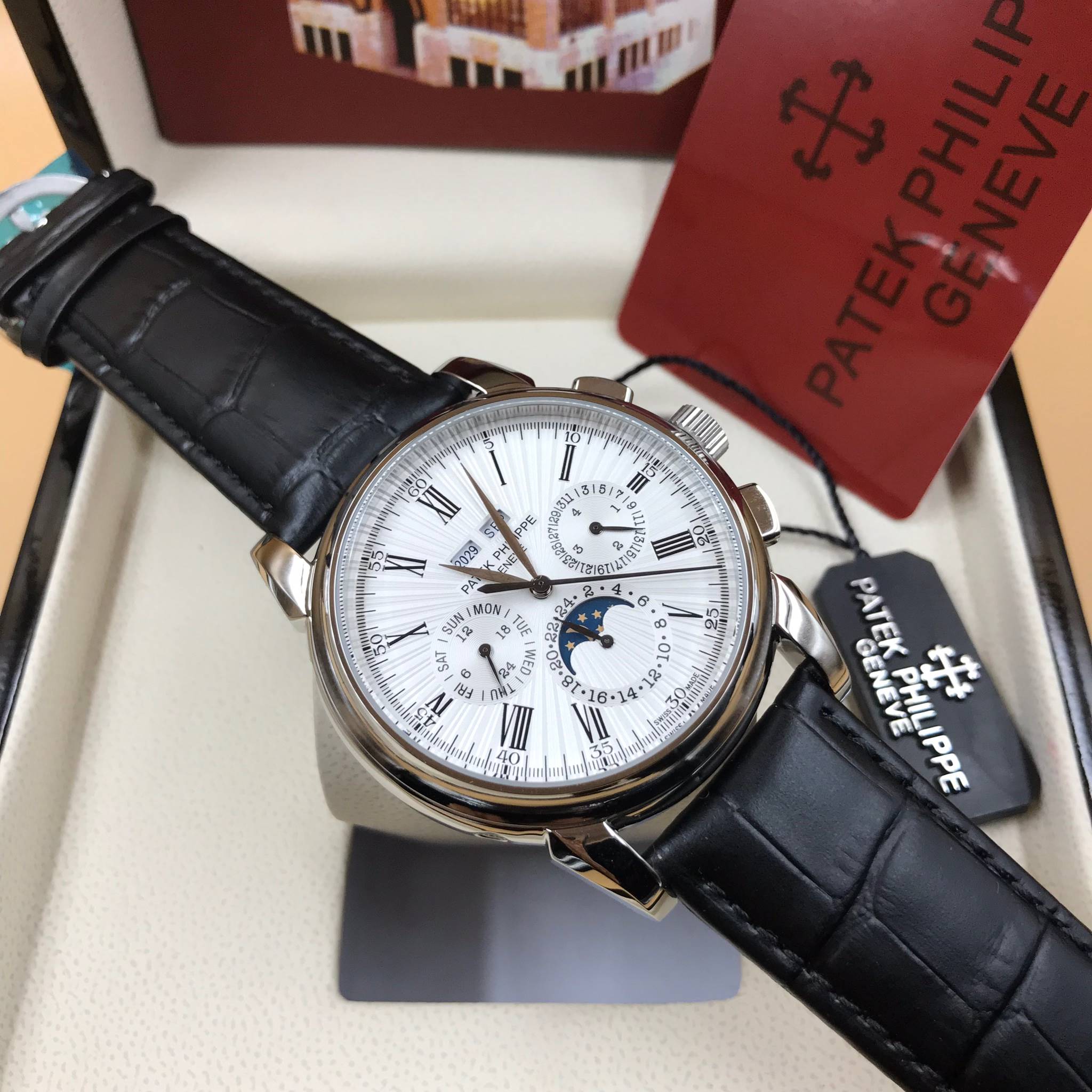 นาฬิกา Patek Philippe Perpetual Calendar สายหนังสีดำ หน้าปัดขาว งาน Mirror Swiss