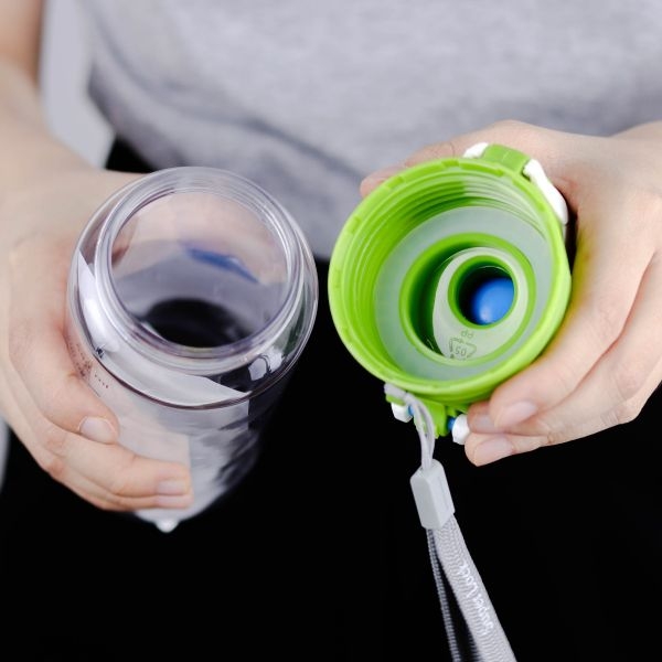 P07847 ขวดน้ำดื่ม Superlock จุ 0.65 ลิตร No.5297 (ขนาด 7 ซม.(กว้าง) X 7 ซม.(ยาว) X 23.2 ซม.(สูง) ราคาส่งต่อ 12 ใบ :เฉลี่ย 125 บ./ใบ