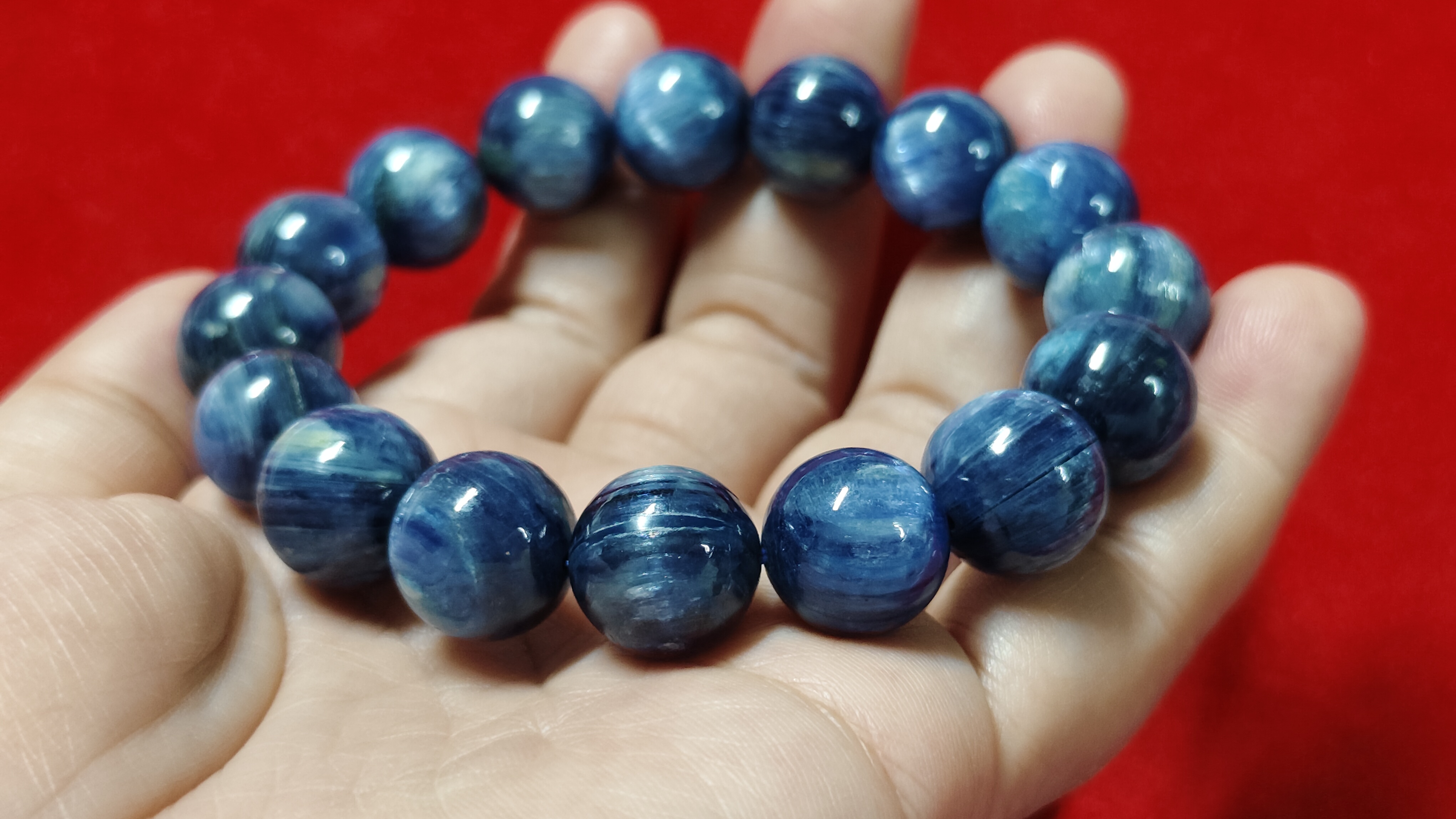 #ข้อมือหินคยาไนต์ รหัสbh-0002