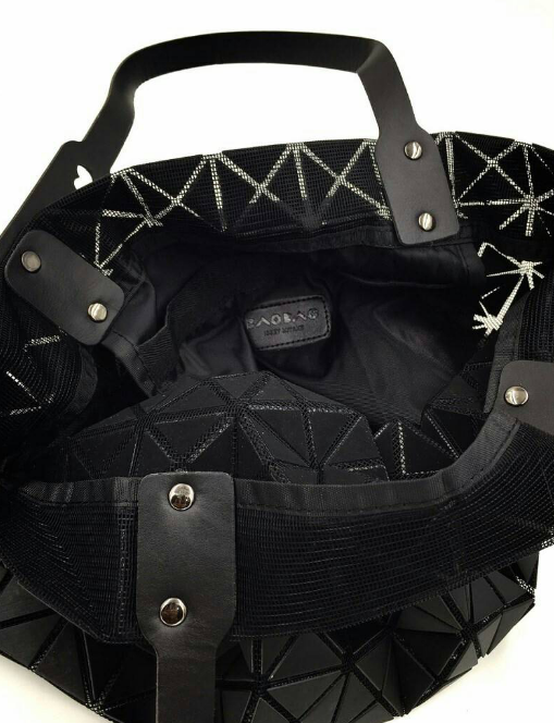 พร้อมส่ง กระเป๋า issey 10x10 รุ่นใหม่ สีดำด้าน