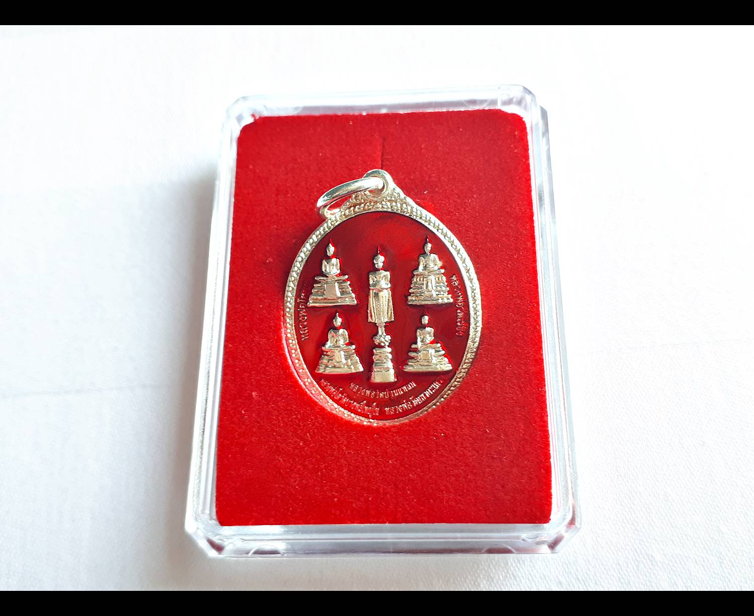 เหรียญหลวงพ่อ 5พี่น้อง เนื้อกระไหล่เงินลงยาสีแดง ปี2559 (สร้างปลุกเสก ออกบูชา วัดเขาตะเครา)