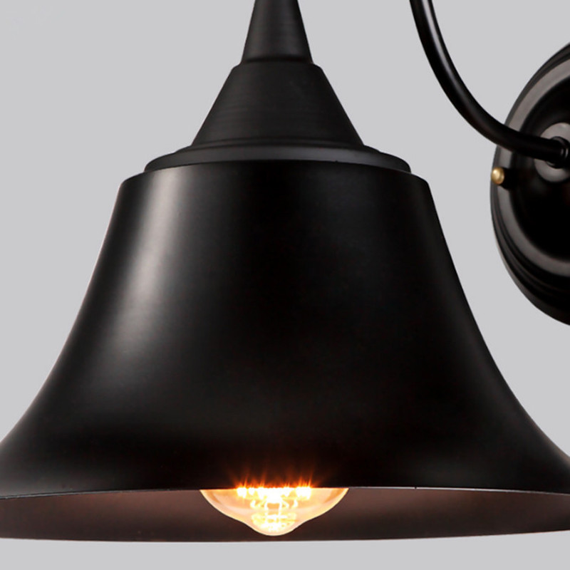 โคมไฟติดผนังเหล็กก้านทรงโค้งสไตล์วินเทจสีดำ [RYD022-X2]