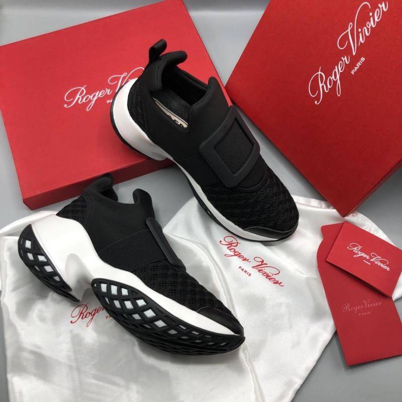 รองเท้าผ้าใบ rv sneakers มีหลายลาย สีขาว เทา ดำ