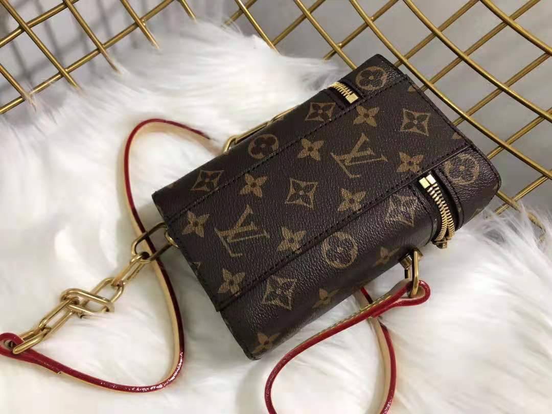 กระเป๋า lv phone box 11x17cm