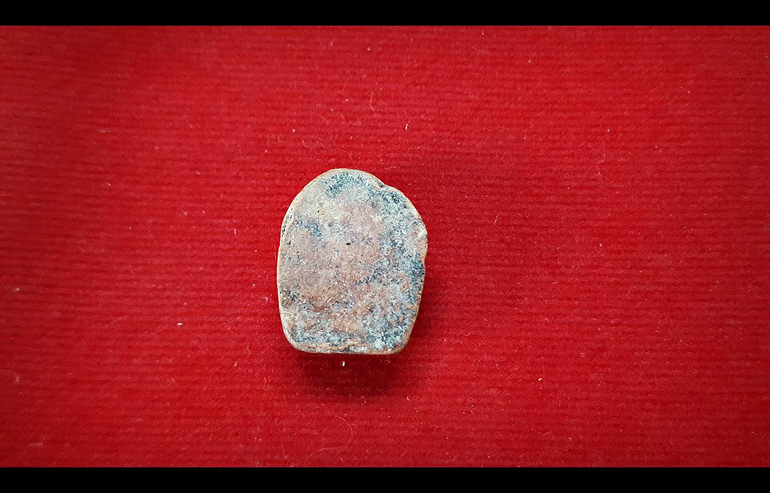 นากวัก เนื้อดิน (กรุแตก) หลวงพ่อแช่ม วัดตาก้อง จ.นครปฐม