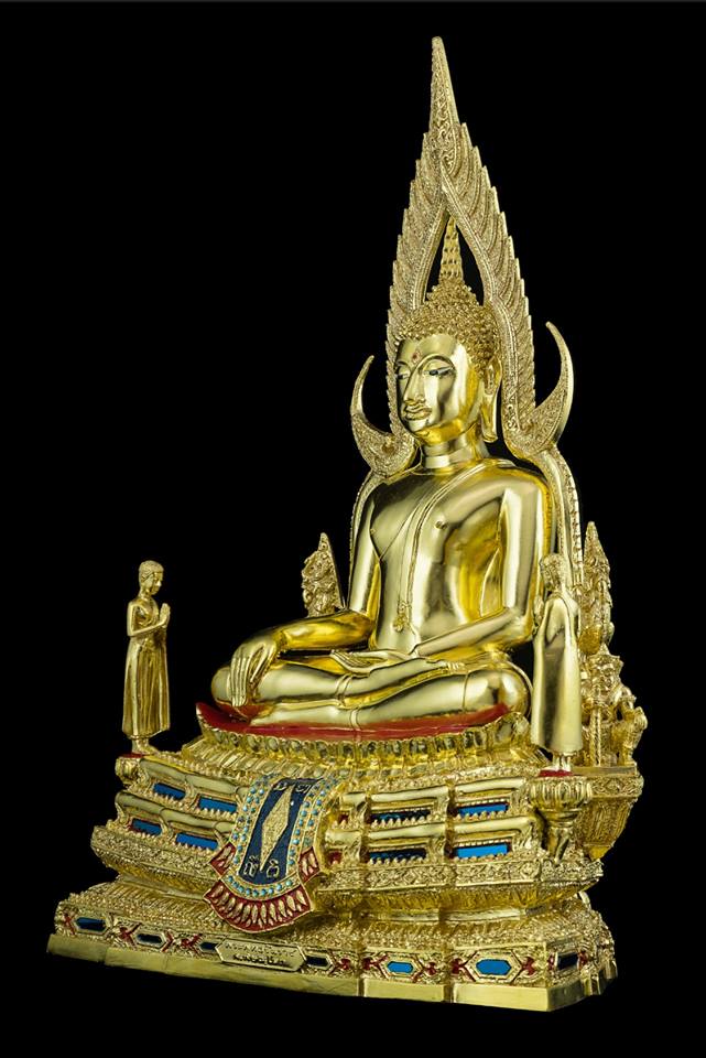 รูปหล่อ พระพุทธชินราช (หน้าตัก12นิ้ว) เนื้อทองเหลือง (ลงลัก ปิดทองแท้) (พร้อมอัครสาวก พระโมคคัลลา-พระสารีบุตร)