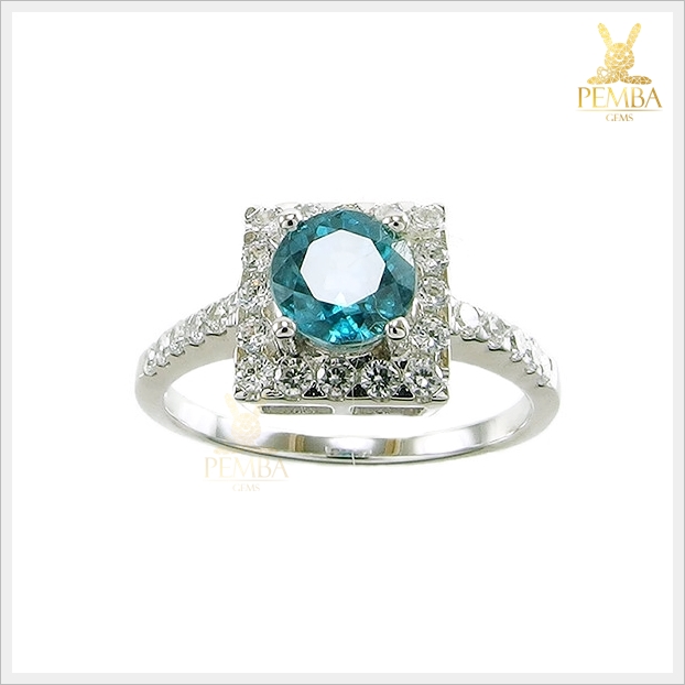 แหวนเพทาย สีฟ้าสดใส ทรงกลม ตัวเรือนเงินแท้ สวยเก๋ มีสไตล์ แหวนพลอยแท้