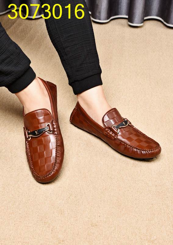 รองเท้า lv men แบบอีกเยอะกดดูด้านในค่ะ size 38-44 ,45 มีบางแบบ