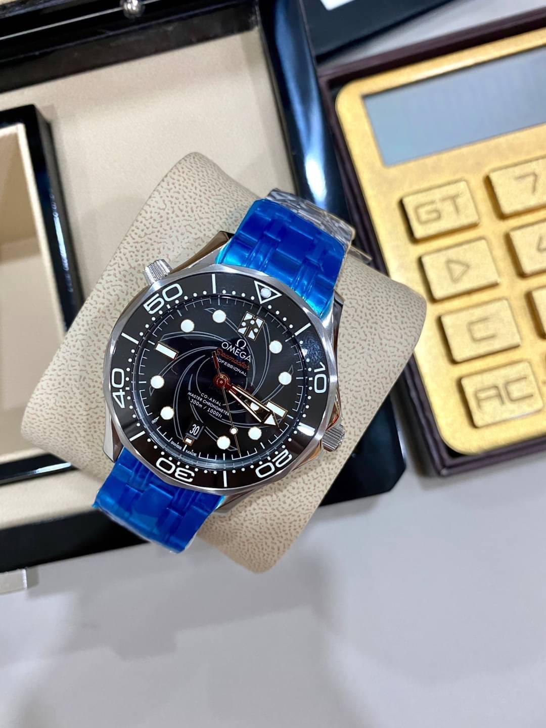 นาฬิกา Omega Seamaster Master 300M Automatic 42MM. หน้าดำ