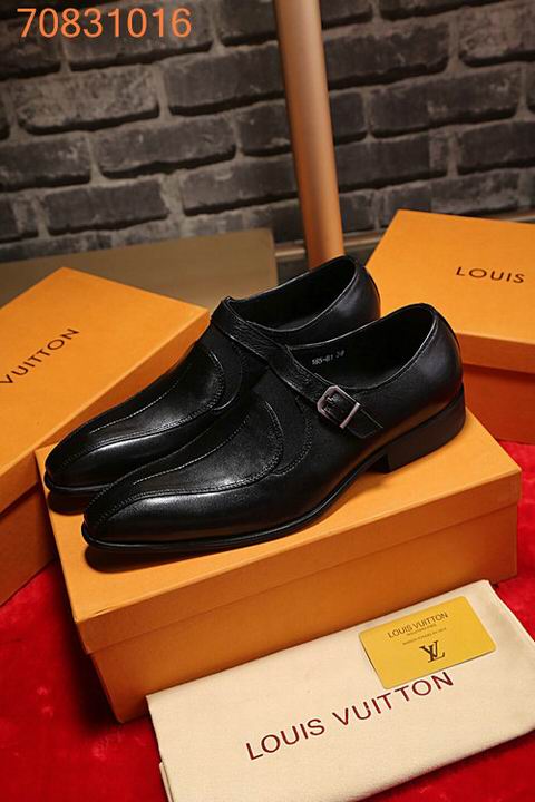 รองเท้า lv men แบบอีกเยอะกดดูด้านในค่ะ size 38-44 ,45 มีบางแบบ