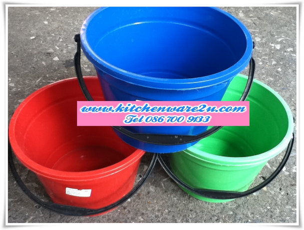 P04013 ถังน้ำ B-10 สี (24.5*24.5*16.5 cm) ราคาส่งต่อโหล : 12 ใบ